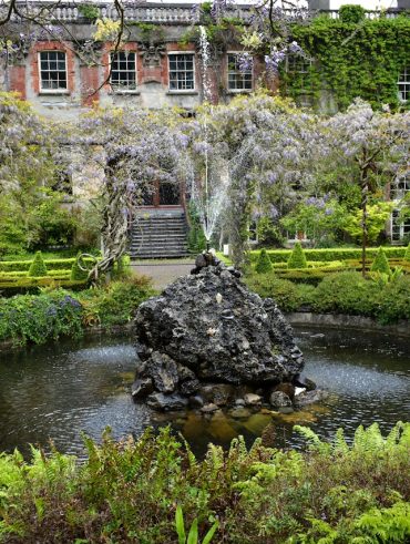 Les différents types de fontaines et bassins pour embellir votre jardin